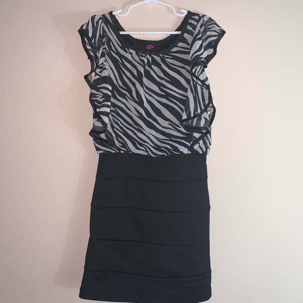 Girls fashion dress size 8
